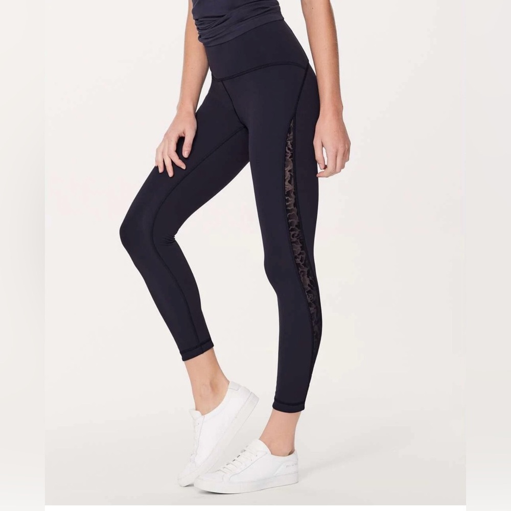 Lululemon Meant To Move 7/8 Tight Floral Mesh Midnight Navy Sz 4 Inseam 25”